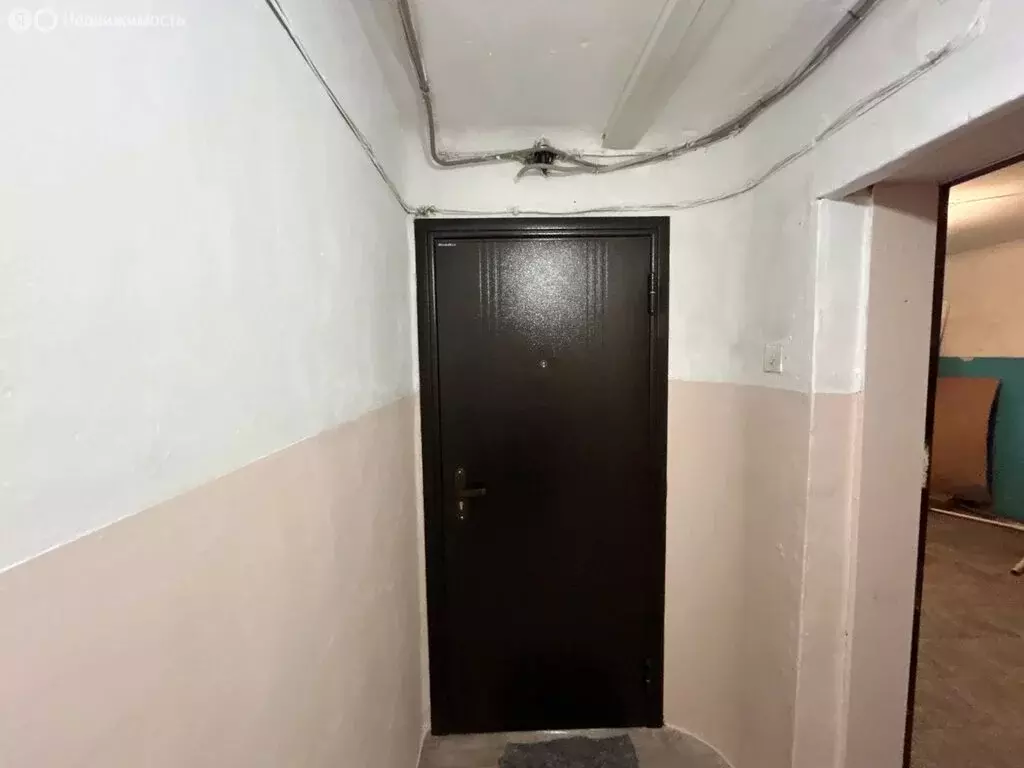Квартира-студия: Бийск, улица Михаила Кутузова, 21 (16 м) - Фото 1