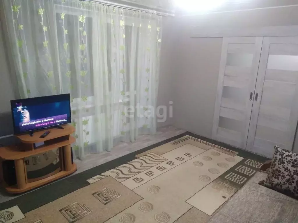2-к кв. Крым, Красноперекопск ул. Менделеева (58.0 м) - Фото 0