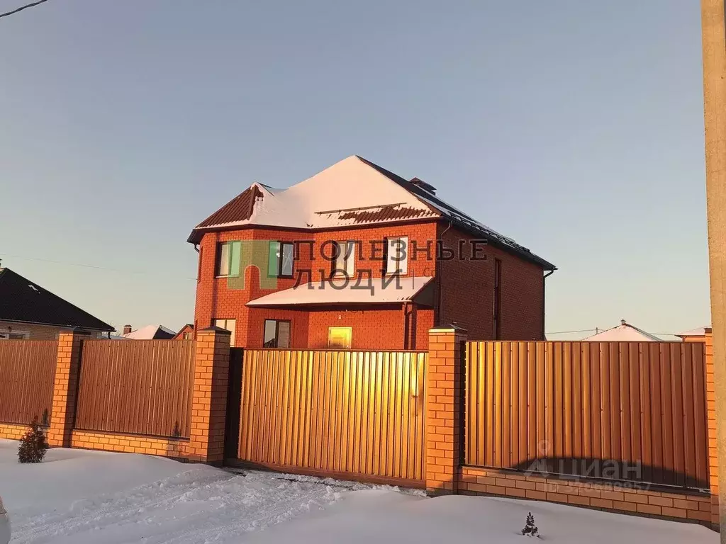 Дом в Белгородская область, Белгородский район, Никольское с/пос, с. ... - Фото 1