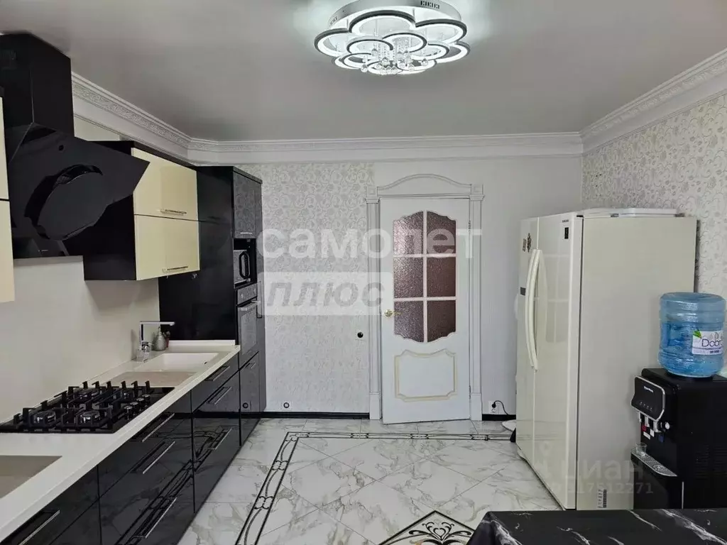 3-к кв. Курская область, Курск просп. Хрущева, 4 (82.3 м) - Фото 1