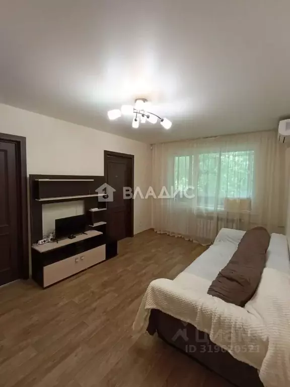 3-к кв. Воронежская область, Воронеж ул. Хользунова, 37 (47.1 м) - Фото 0