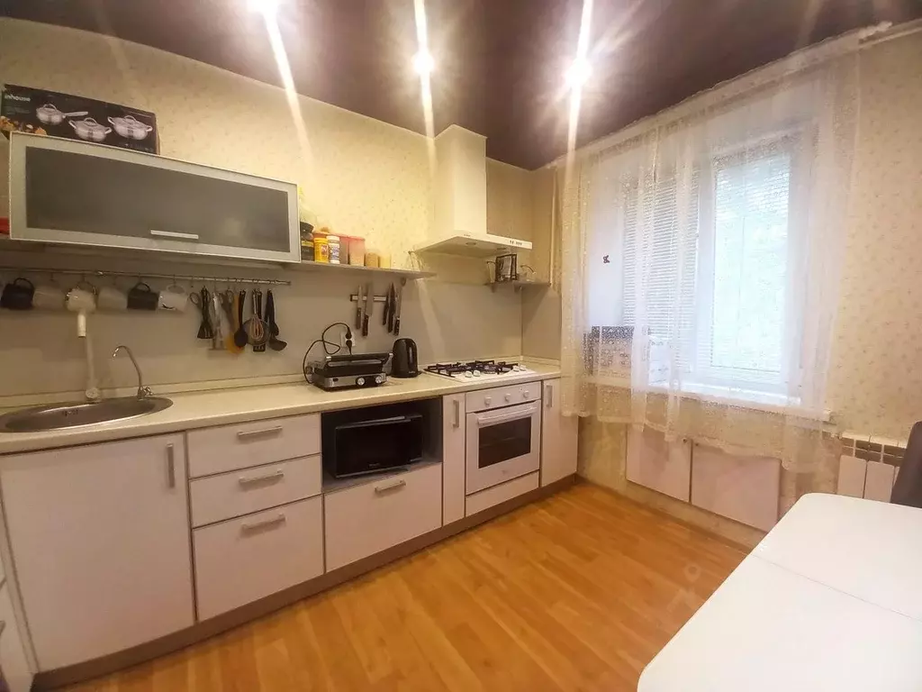 2-к кв. Коми, Сыктывкар ул. Чкалова, 26 (50.2 м) - Фото 0