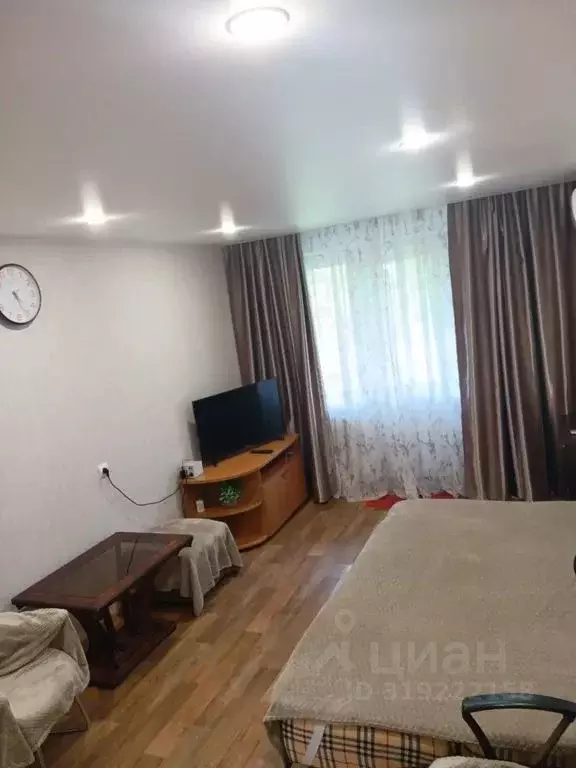 1-к кв. Приморский край, Владивосток ул. Кирова, 10 (31.0 м) - Фото 0