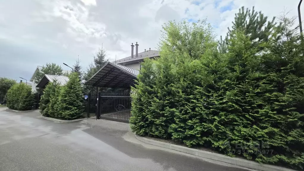 Коттедж в Московская область, Красногорск городской округ, с. ... - Фото 1