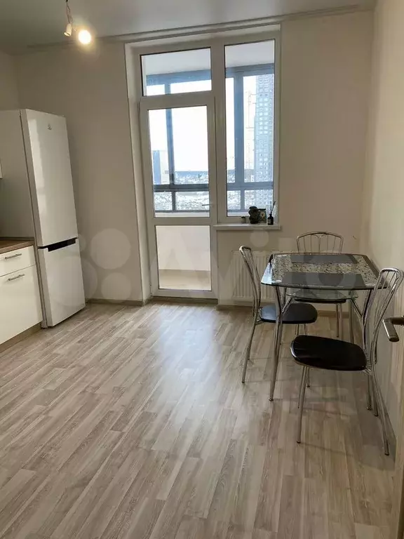 1-к. квартира, 40 м, 7/7 эт. - Фото 1