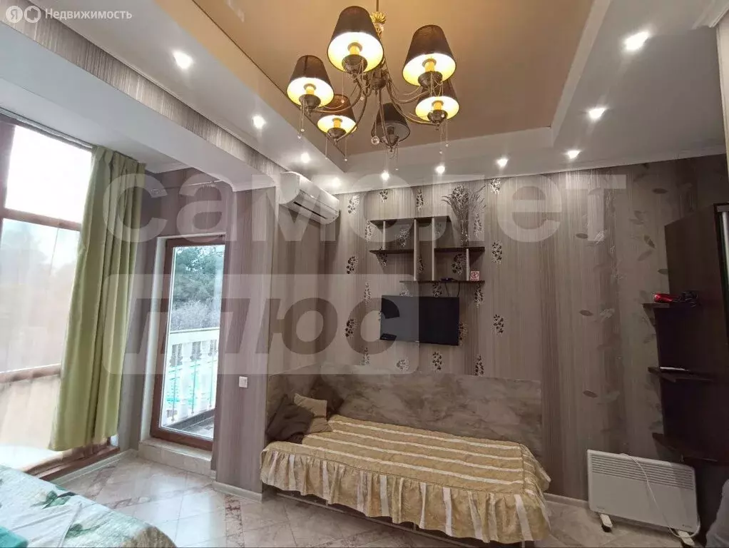 Квартира-студия: Алушта, Набережная улица, 16 (31.5 м) - Фото 1