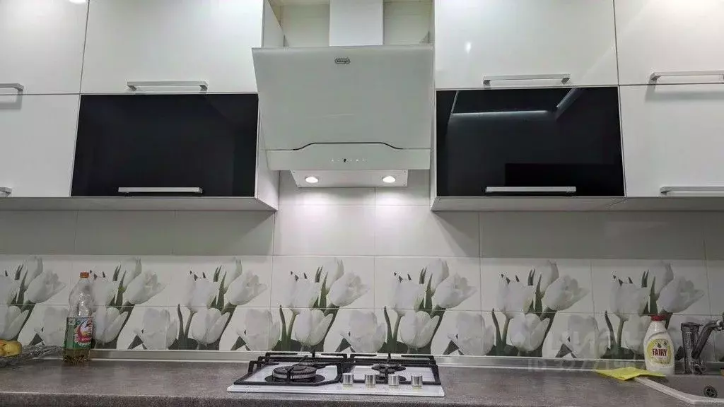 3-к кв. Крым, Симферополь ул. Имени Мате Залки, 23А (65.0 м) - Фото 2