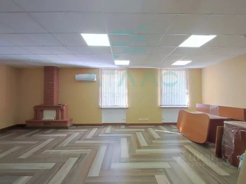 Офис в Крым, Симферополь городской округ, Комсомольское пгт  (106 м) - Фото 2