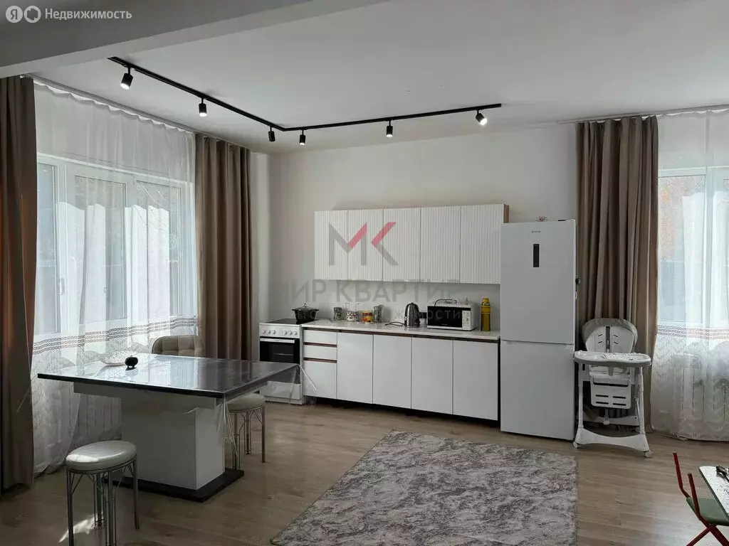 Дом в Усть-Элегест, Шоссейная улица (1000 м) - Фото 1