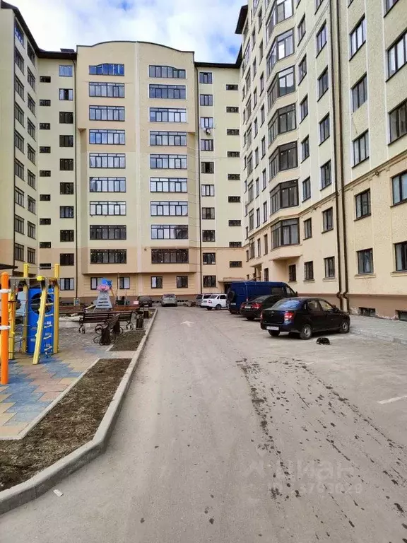 3-к кв. Кабардино-Балкария, Нальчик ул. Шарданова, 48 (141.0 м) - Фото 0