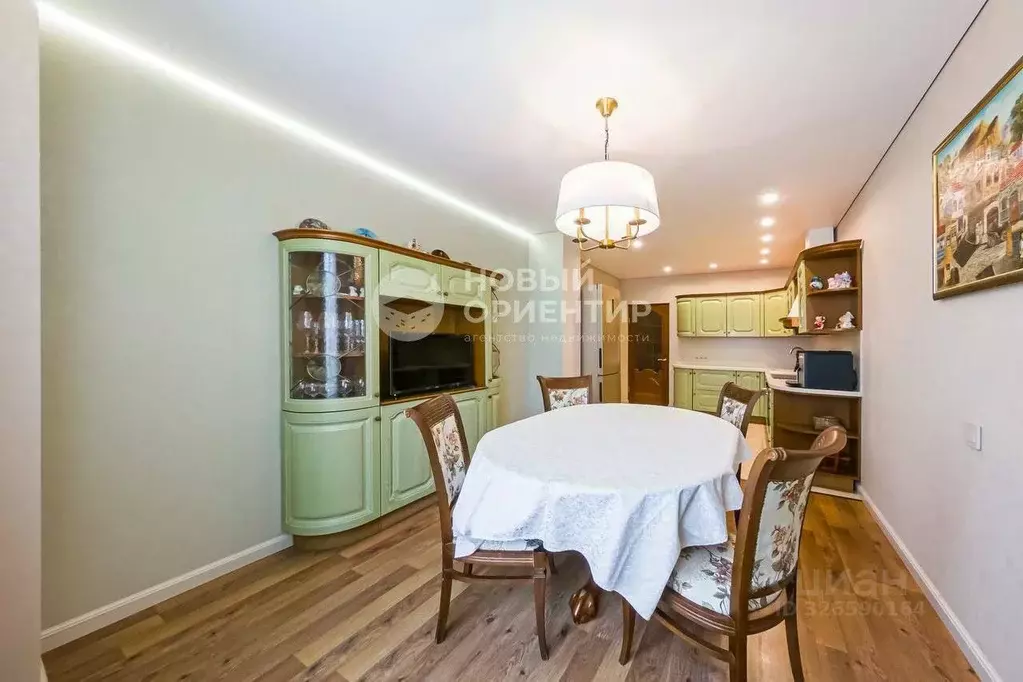 3-к кв. Свердловская область, Екатеринбург ул. Радищева, 33 (107.0 м) - Фото 2