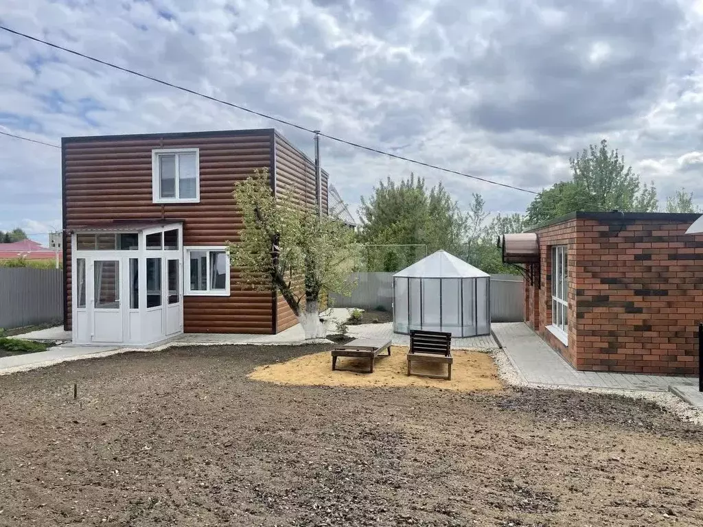 Дом в Мордовия, Рузаевка Поликлиническая ул., 4 (80 м) - Фото 0