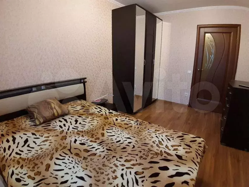 2-к. квартира, 60 м, 8/10 эт. - Фото 0
