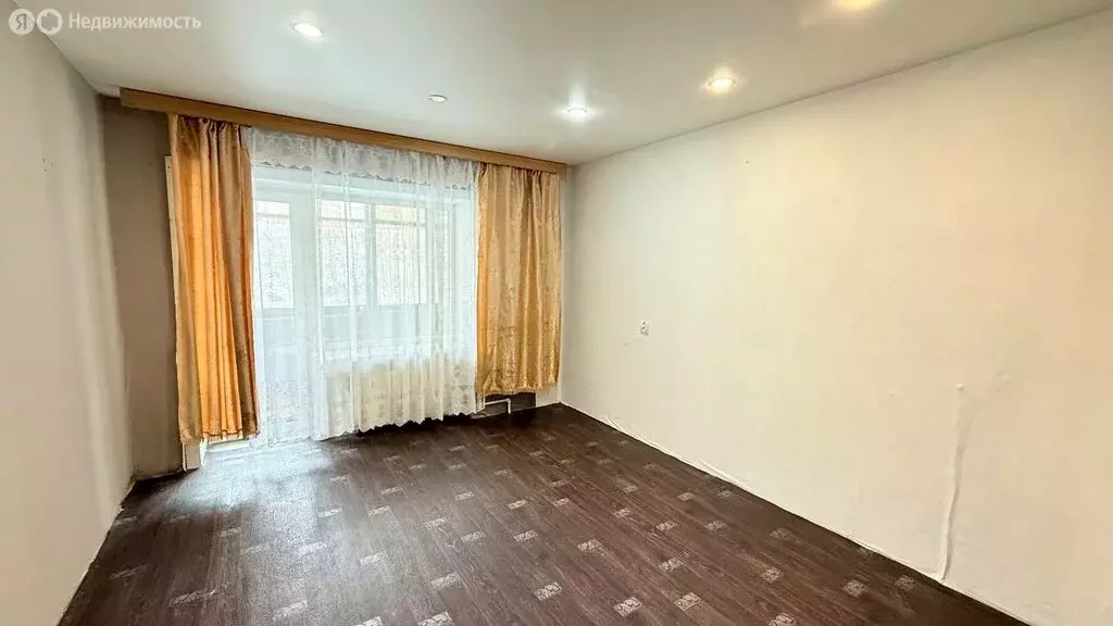 2-комнатная квартира: Белогорск, улица Луценко, 4 (45.7 м) - Фото 1