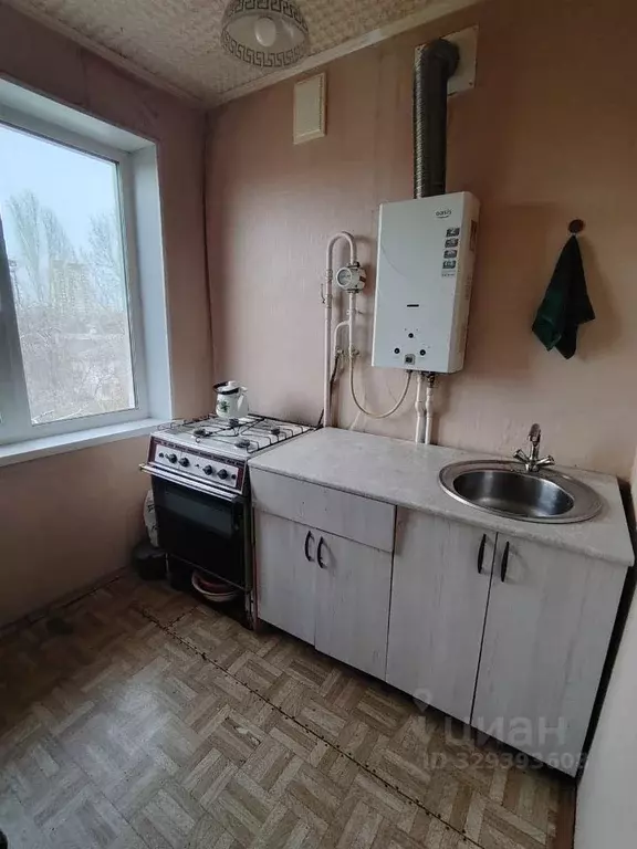 2-к кв. Оренбургская область, Оренбург просп. Победы, 121 (44.8 м) - Фото 2