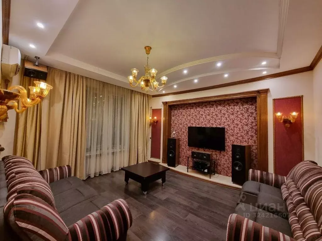 3-к кв. Челябинская область, Челябинск Свердловский просп., 63 (97.0 ... - Фото 1