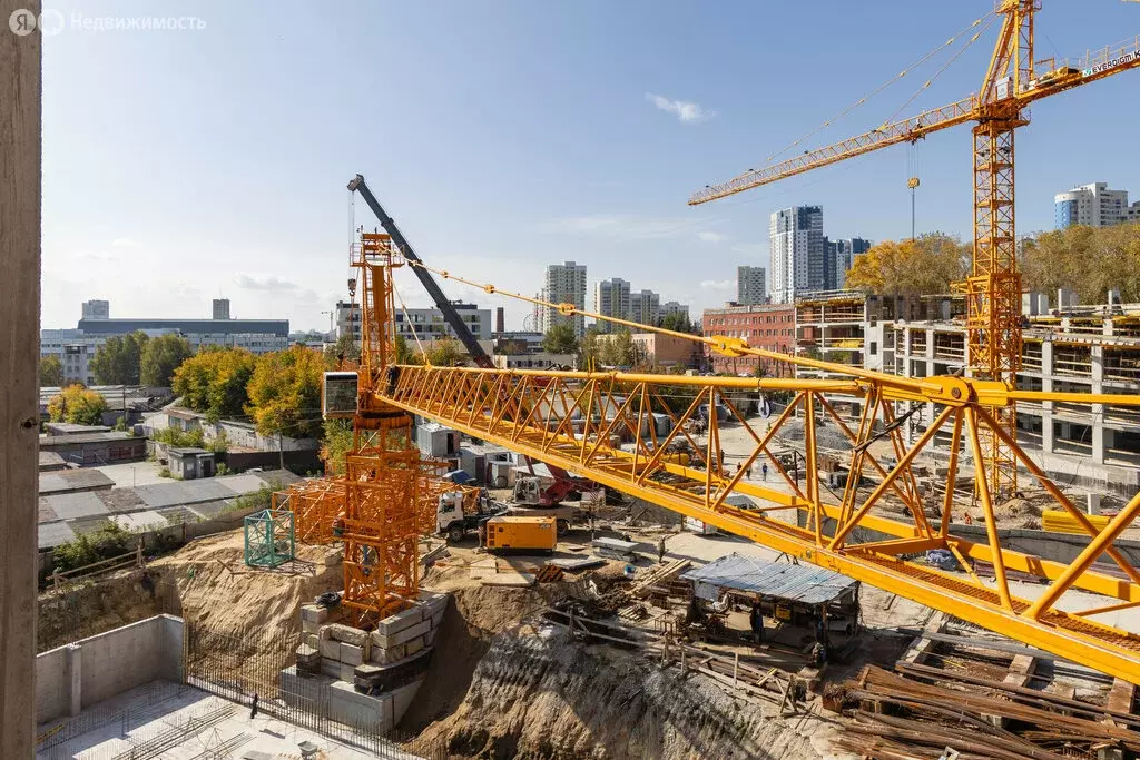 2-комнатная квартира: Екатеринбург, Черкасская улица, 5к2 (55.56 м) - Фото 1