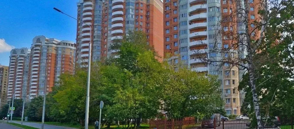 Гараж в Москва ул. Удальцова, 81 (17 м) - Фото 0