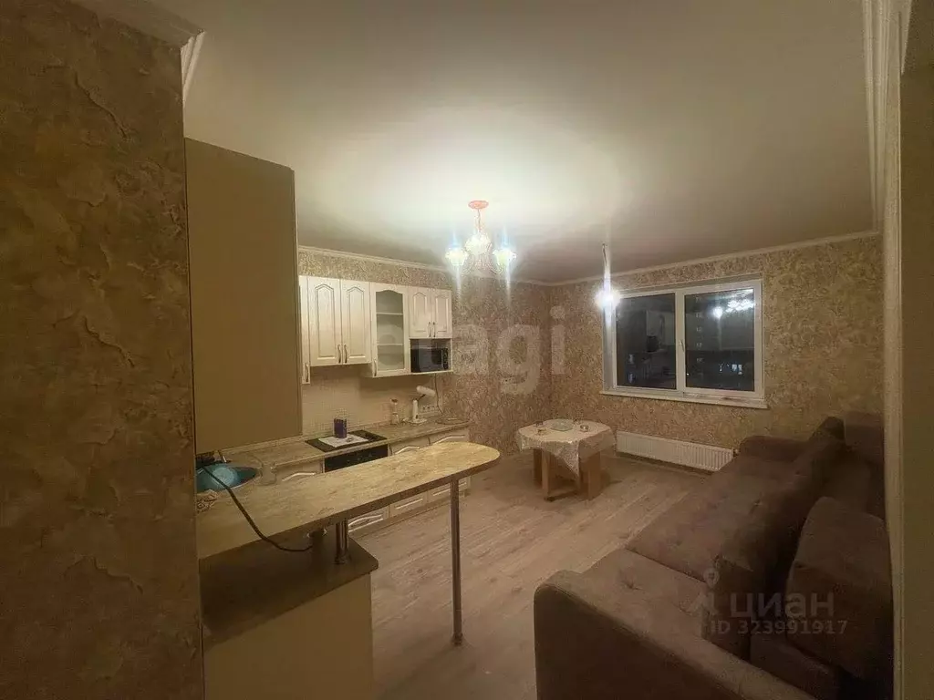 2-к кв. Ханты-Мансийский АО, Сургут ул. Ивана Захарова, 20 (68.0 м) - Фото 2