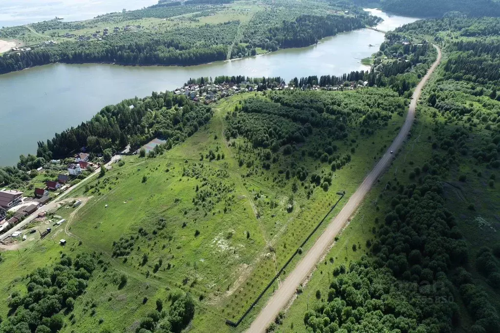 Участок в Пермский край, Осинский городской округ, д. Мостовая  (8.0 ... - Фото 0