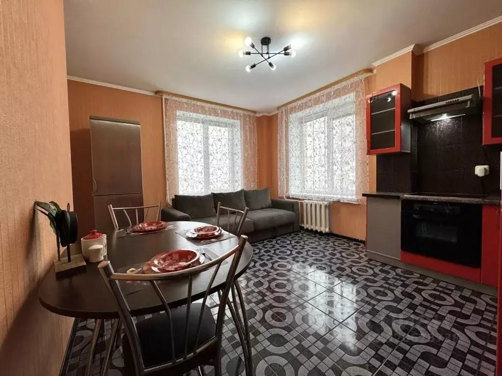 1-к кв. Оренбургская область, Оренбург Салмышская ул., 67/2 (55.0 м) - Фото 2