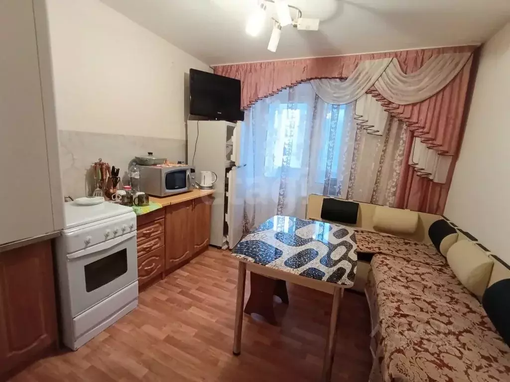 2-к кв. Смоленская область, Смоленск Кловская ул., 27а (62.4 м) - Фото 1