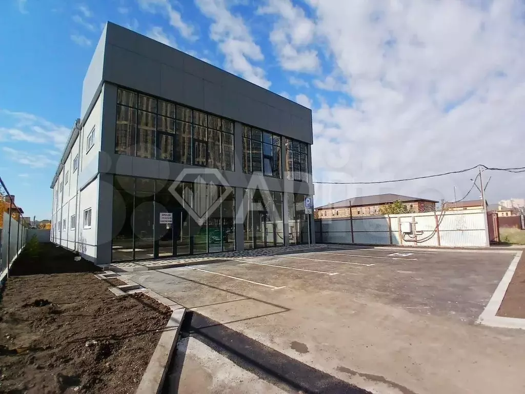 Продаю помещение свободного назначения, 920 м - Фото 1