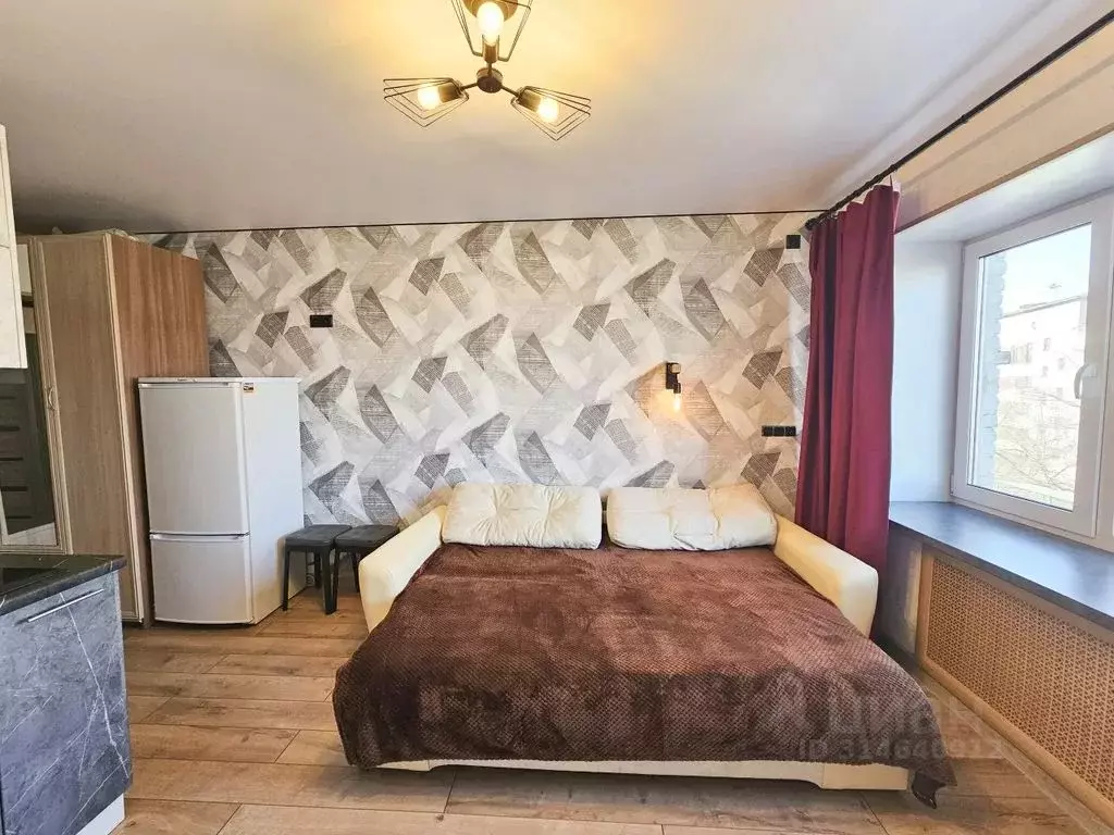 Студия Приморский край, Владивосток Березовая ул., 21 (18.0 м) - Фото 1