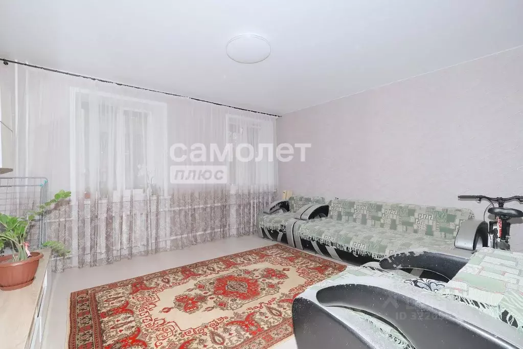 2-к кв. Кемеровская область, Кемерово Инициативная ул., 10 (58.4 м) - Фото 1