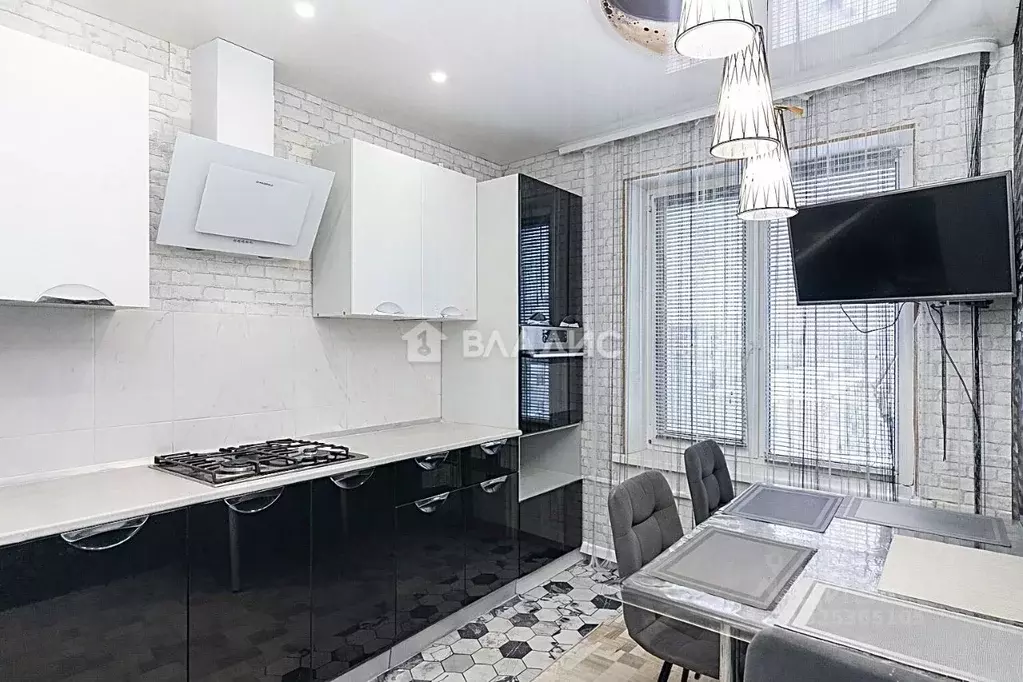 3-к кв. Владимирская область, Ковров ул. Зои Космодемьянской, 1/11 ... - Фото 1