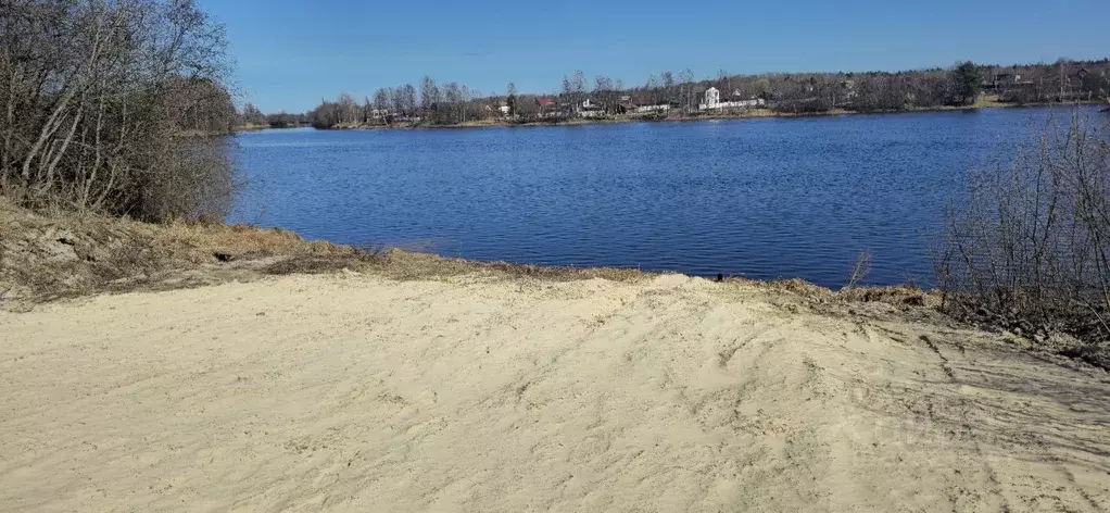 Участок в Карелия, Прионежский муниципальный район, Шуйское с/пос, д. ... - Фото 1