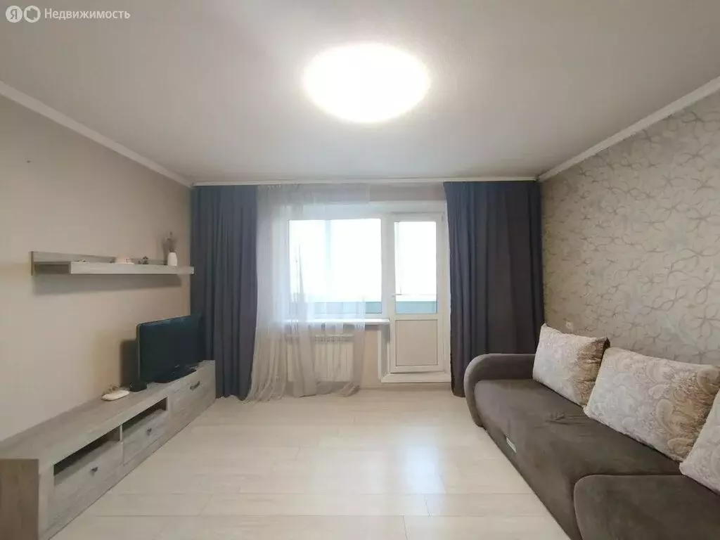 2-комнатная квартира: Минусинск, Народная улица, 7 (53.3 м) - Фото 1