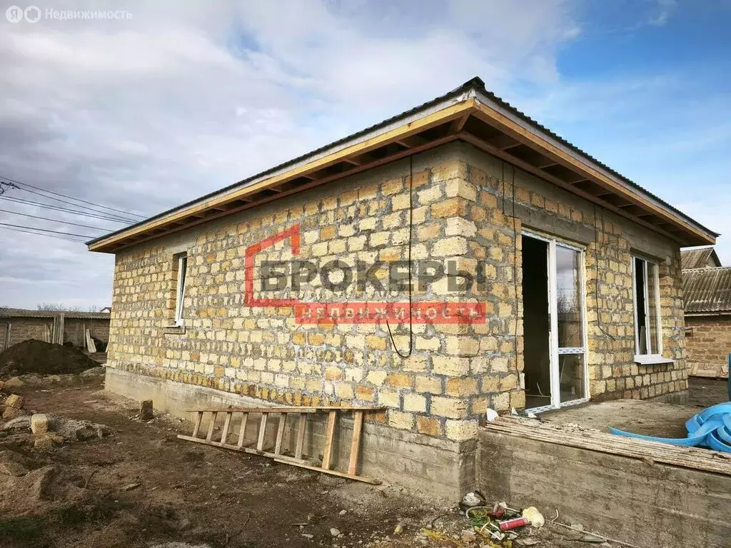 Дом в Пионерское, улица Чора-Батыр (90 м) - Фото 1