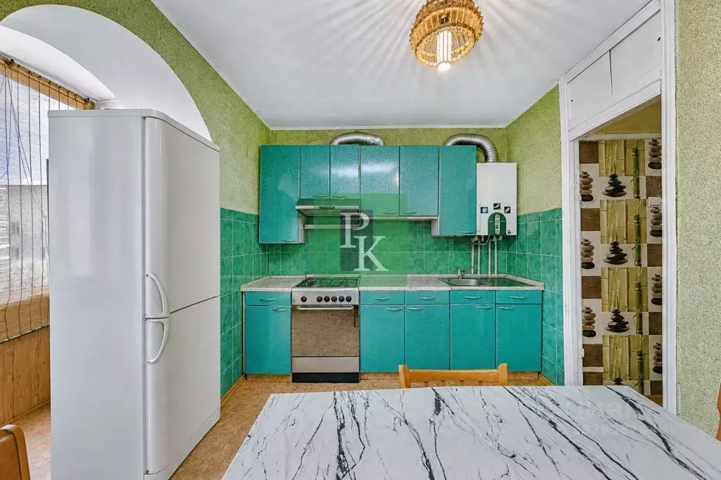 5-к кв. Севастополь ул. Николая Музыки, 58 (136.8 м) - Фото 1