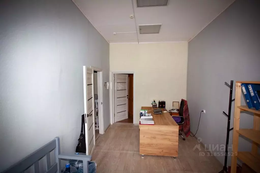 Офис в Новгородская область, Малая Вишера Московская ул., 37А (28 м) - Фото 1