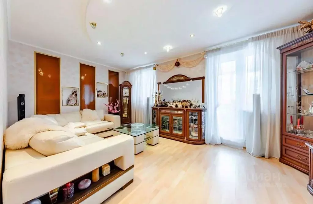 3-к кв. Санкт-Петербург просп. Луначарского, 1К1 (73.0 м) - Фото 1