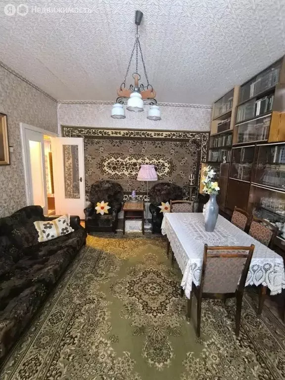 4-комнатная квартира: посёлок городского типа Товарково, Октябрьская ... - Фото 2
