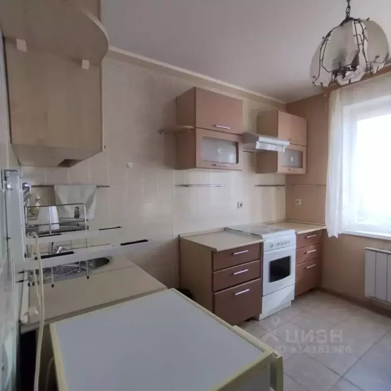 3-к кв. Омская область, Омск ул. Кирова, 20 (67.9 м) - Фото 0