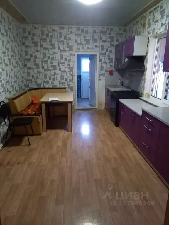 Дом в Самарская область, Сызрань ул. Бородина, 29 (94 м) - Фото 0