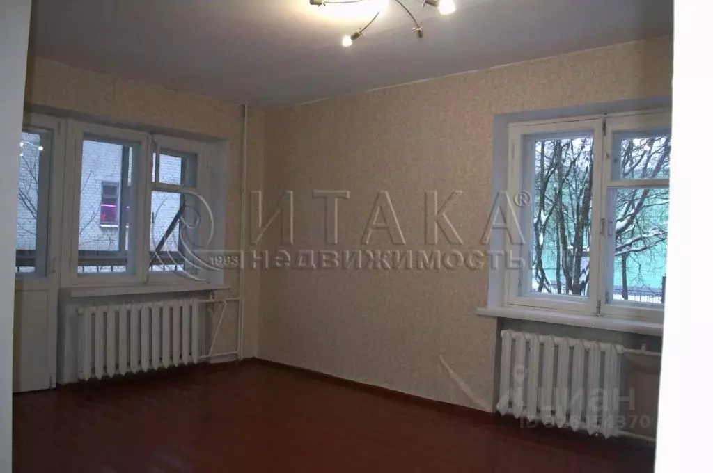 1-к кв. Ленинградская область, Луга просп. Кирова, 70 (30.4 м) - Фото 1