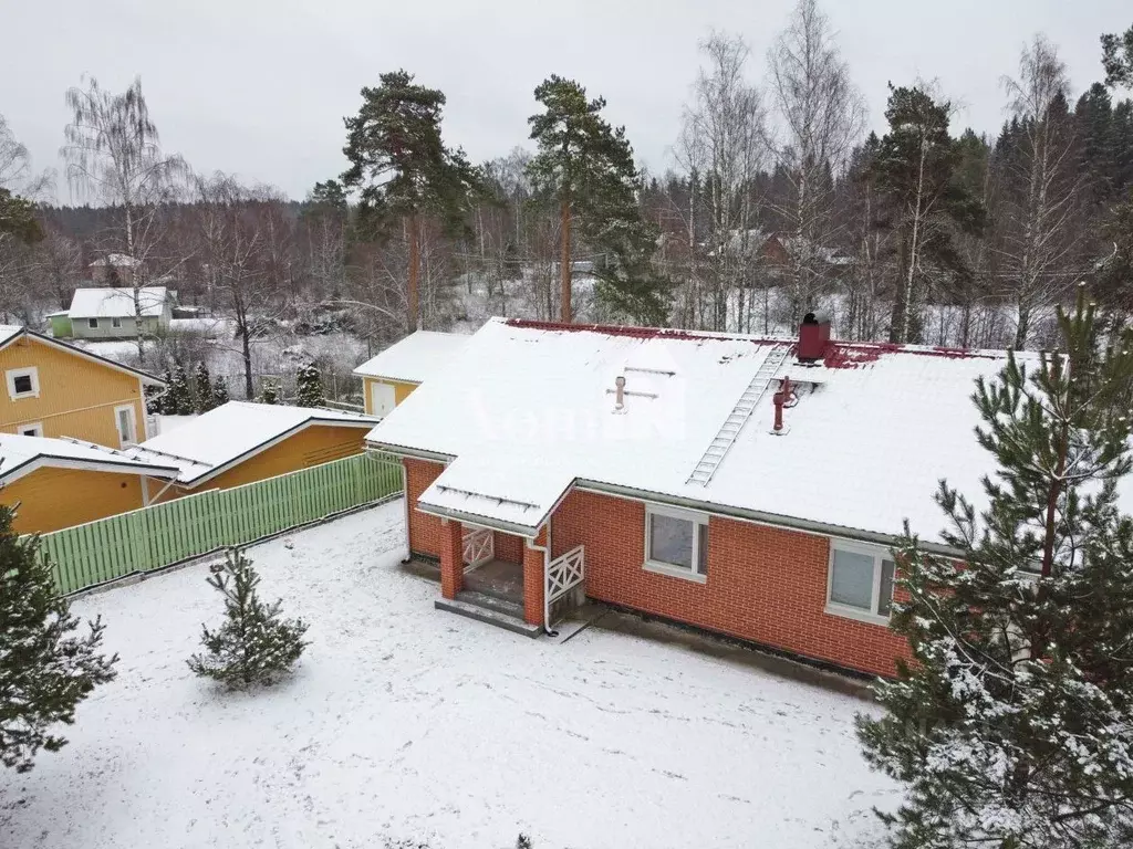 Коттедж в Ленинградская область, Выборг проезд Шоссейный, 8 (190 м) - Фото 2