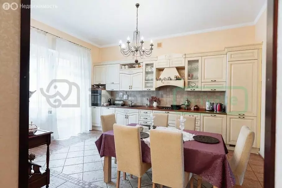 Дом в Калининград, переулок Сержанта Колоскова (454 м) - Фото 1