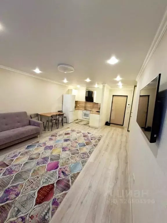 1-к кв. Тюменская область, Тюмень ул. 50 лет Октября, 57А (47.2 м) - Фото 2