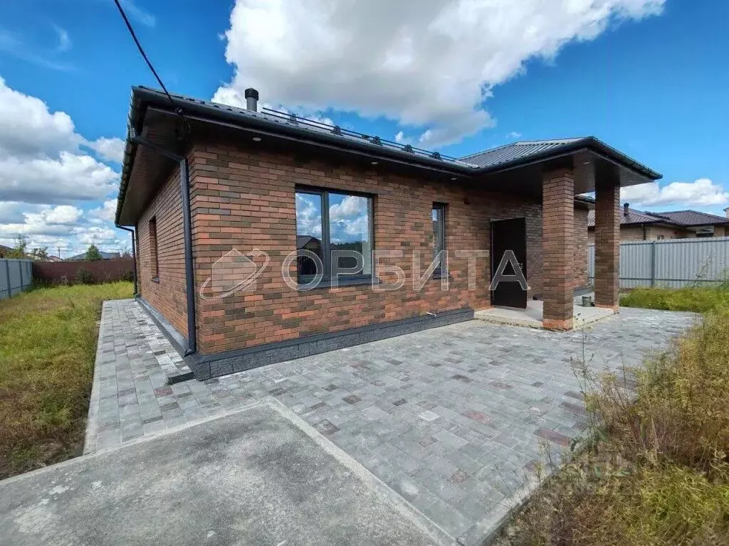 Дом в Тюменская область, Тюменский муниципальный округ, д. Ушакова ул. ... - Фото 1