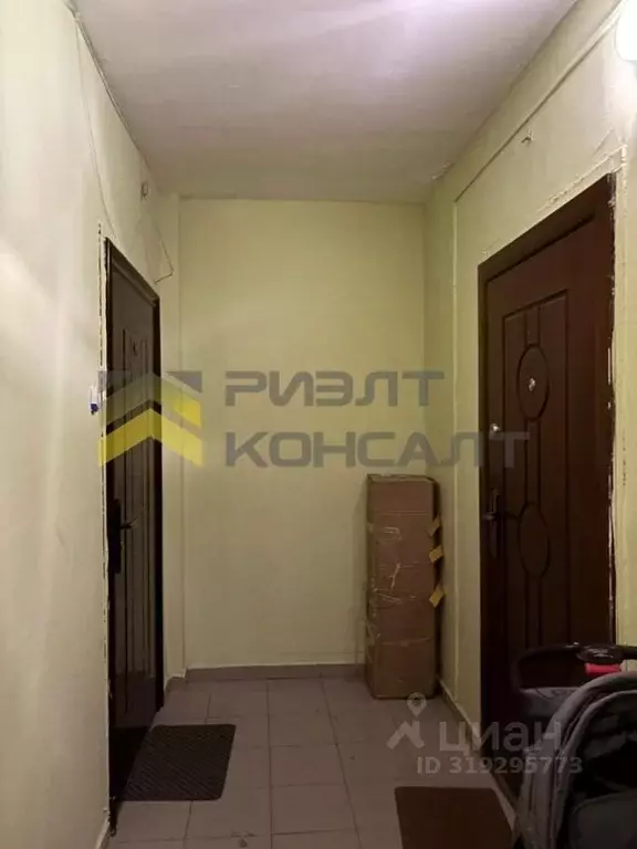 1-к кв. Омская область, Омск ул. 70 лет Октября, 10/3 (52.0 м) - Фото 1