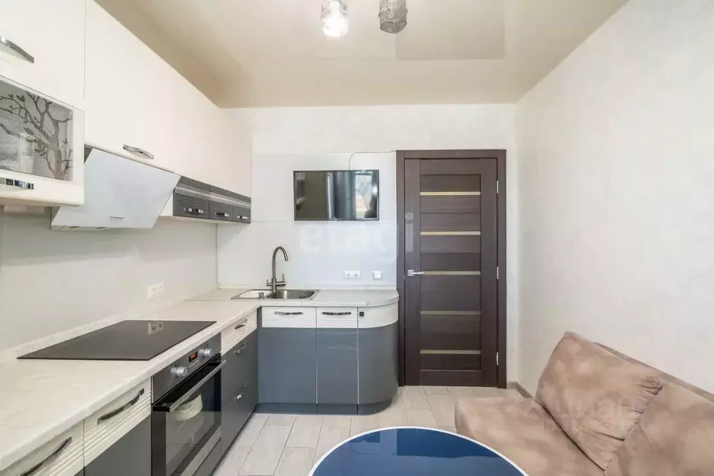 2-к кв. Приморский край, Владивосток Пихтовая ул., 21Б (40.0 м) - Фото 1