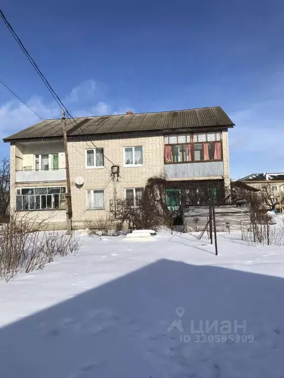 3-к кв. Воронежская область, Рамонь рп ул. 50 лет Октября, 11 (72.0 м) - Фото 1