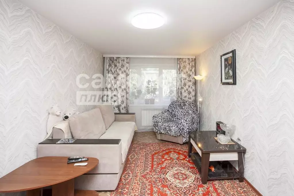 2-к кв. Кемеровская область, Кемерово просп. Ленина, 77А (43.7 м) - Фото 0