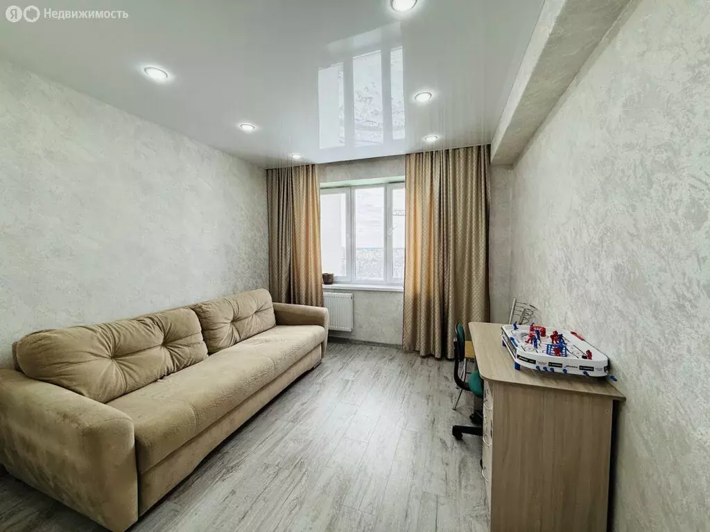 3-комнатная квартира: Киров, Современная улица, 13 (60.4 м) - Фото 1