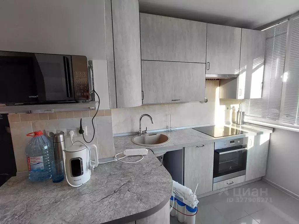 3-к кв. Московская область, Красногорск Ильинское ш., 6 (67.8 м) - Фото 2